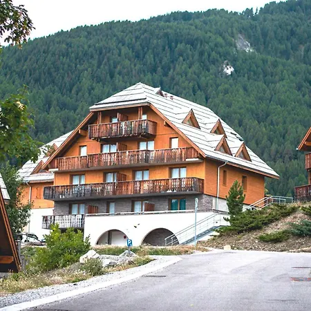 Duplex 6 Pers. Avec 2 Balcons Et Parking à Pra Loup - Fr-1-504-144 Uvernet-Fours