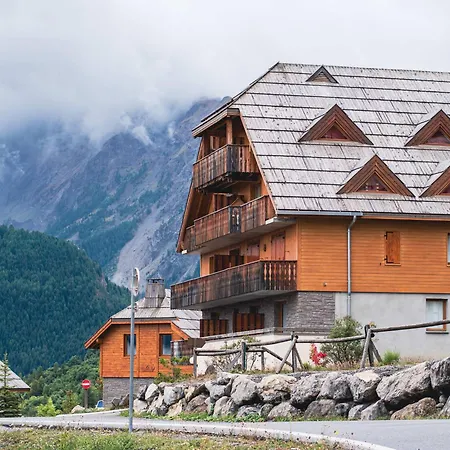 Duplex 6 Pers. Avec 2 Balcons Et Parking A Pra Loup - Fr-1-504-144 * Uvernet-Fours