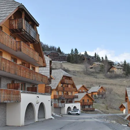 شقة Duplex 6 Pers. Avec 2 Balcons Et Parking A Pra Loup - Fr-1-504-144 *